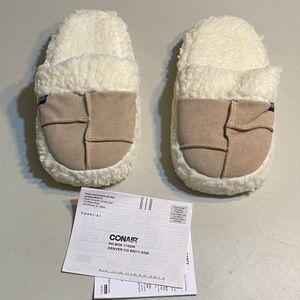 Conair Women's Cream Sherpa Slip-On Slippers with Tan Suede Accent